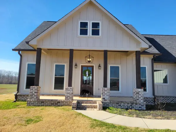 1022 County Rd 367, New Albany, MS 38652