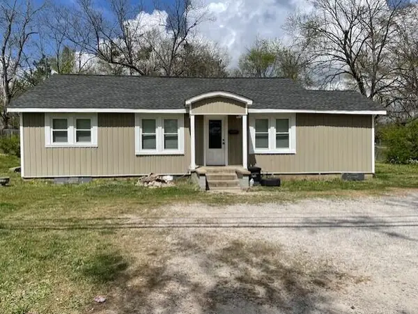 1208 E Church St., Booneville, MS 38829