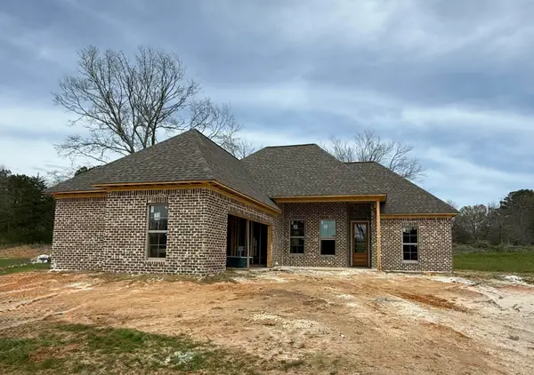 112 Farmhouse Ln., Saltillo, MS 38866