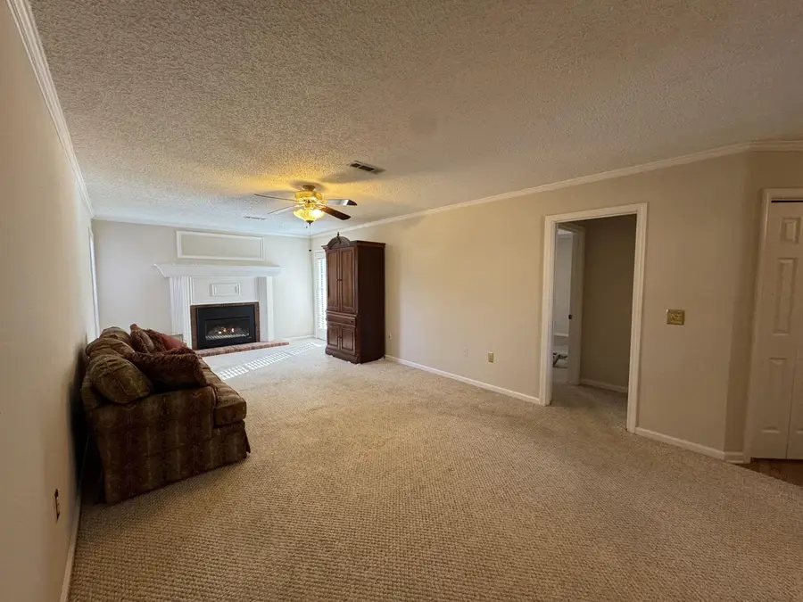 302 Hillfield Cove, Tupelo, MS 38801 - Image #3