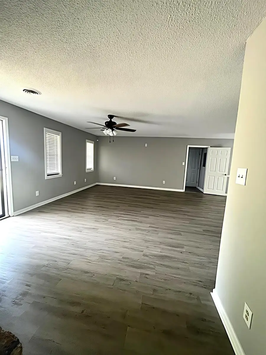 2201 Holmes St., Tupelo, MS 38801 - #3