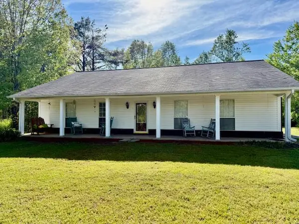 369 Laveda Lane, Pontotoc, MS 38863
