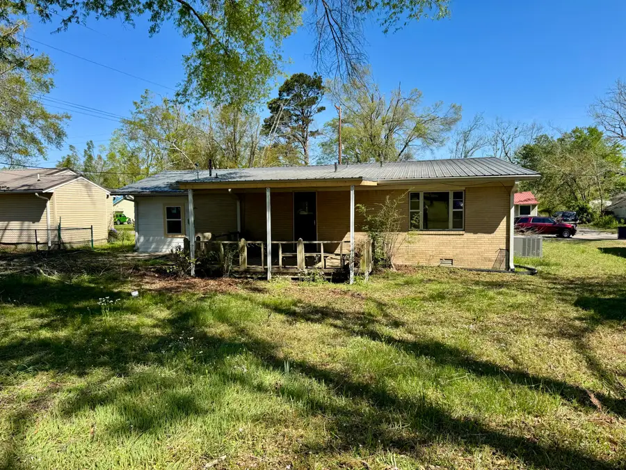 109 Colonial Dr., Booneville, MS 38829 - #3