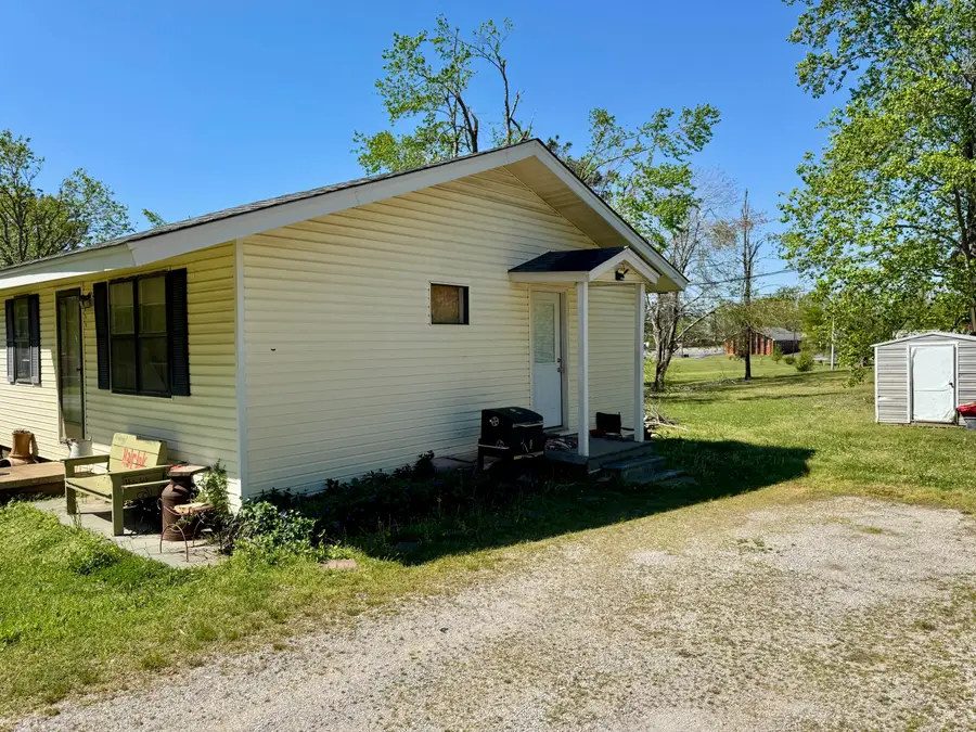 205 Felker St., Booneville, MS 38829 - #3