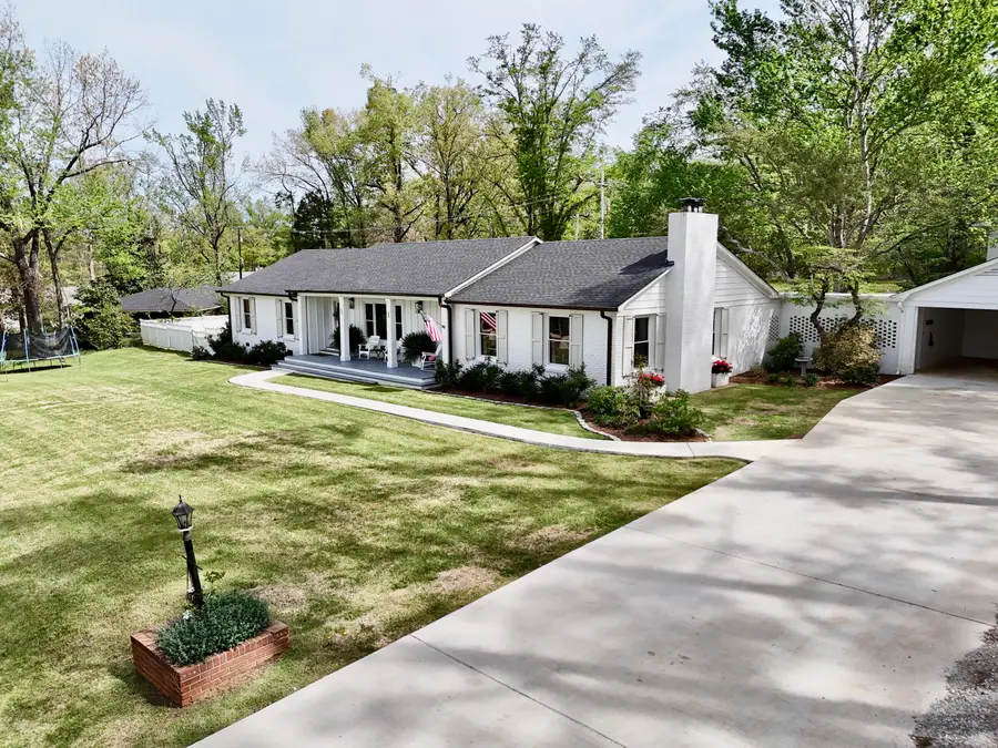 704 E Shady Ln., New Albany, MS 38652 - #3