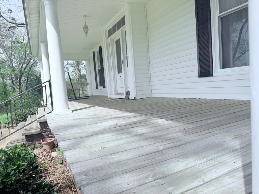 407 W Main St., Blue Mountain, MS 38610 - #3