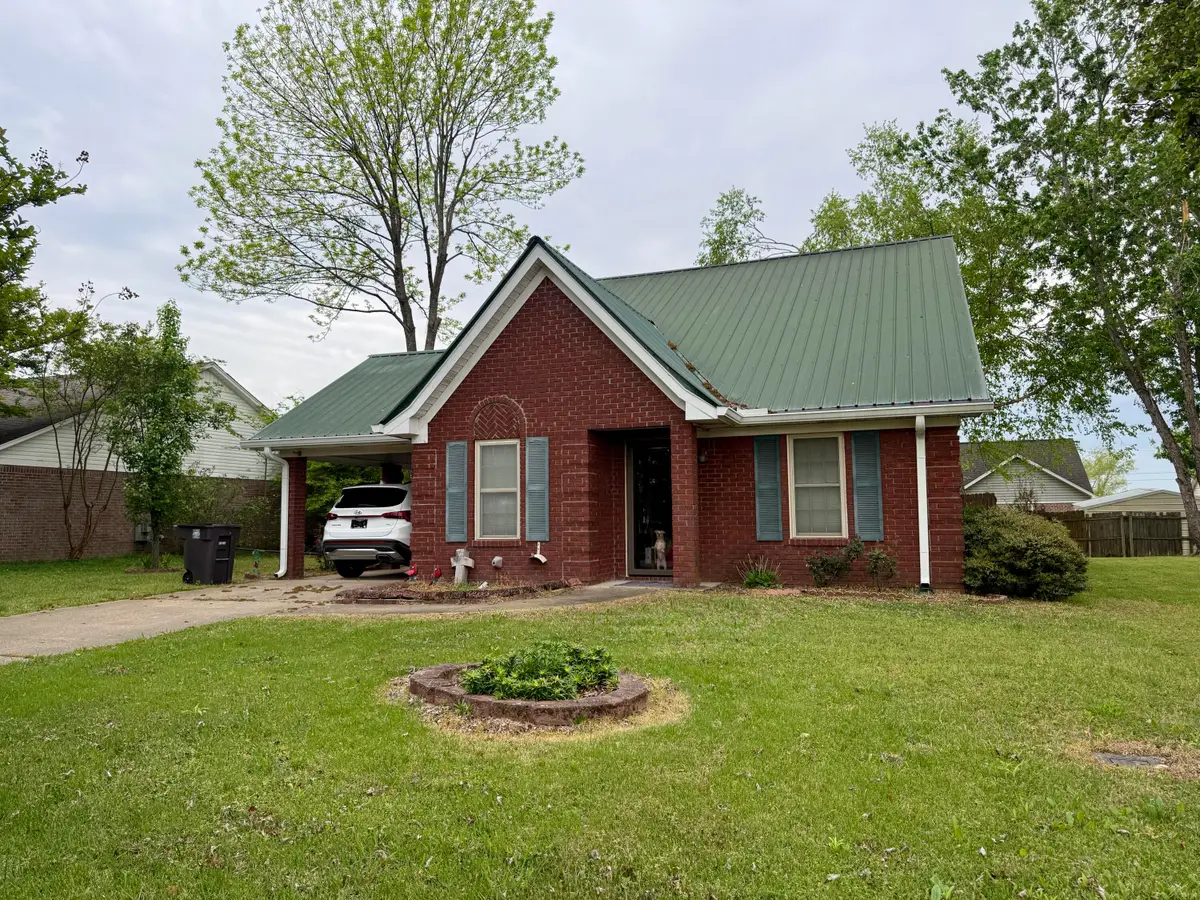 665 Mitchell Avenue, Guntown, MS 38849 - #1
