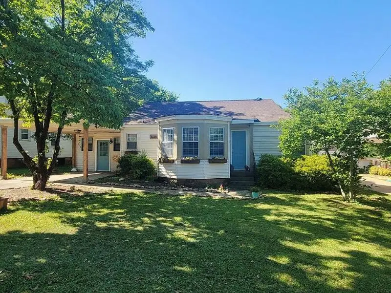 1209 Lee St., Tupelo, MS 38804 - #1