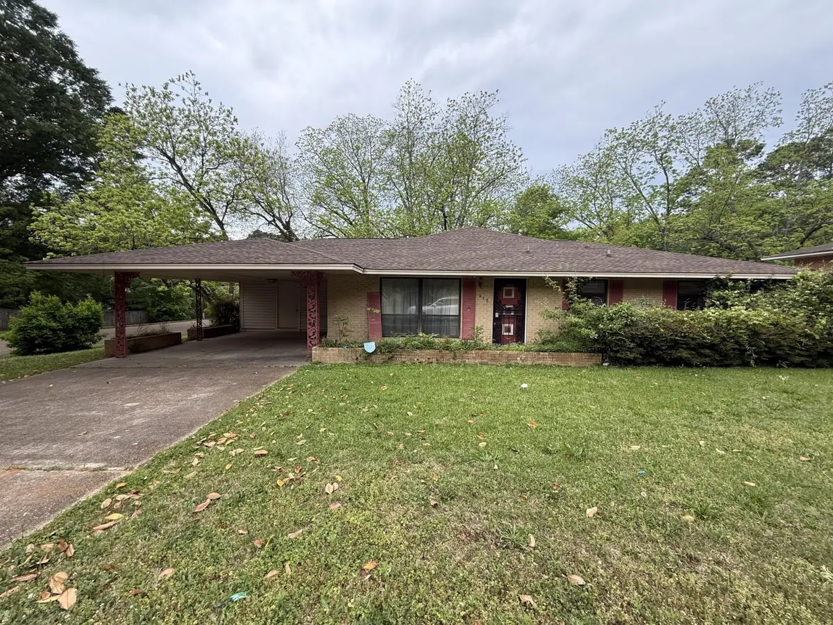 215 Enoch Ave., Tupelo, MS 38801 - #1