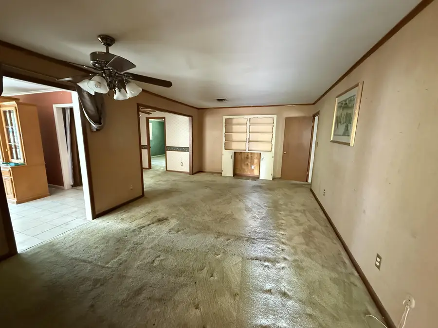 215 Enoch Ave., Tupelo, MS 38801 - #3