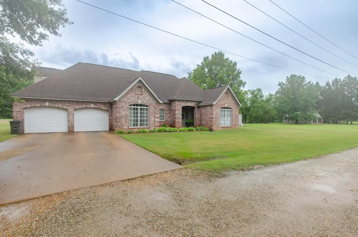 23 Eric Cr., Pontotoc, MS 38863 - #1