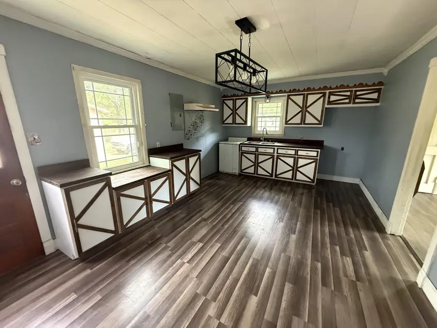 613 Carlisle St., New Albany, MS 38652 - #3