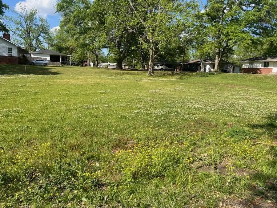 108 Clyde St., Booneville, MS 38829 - #2