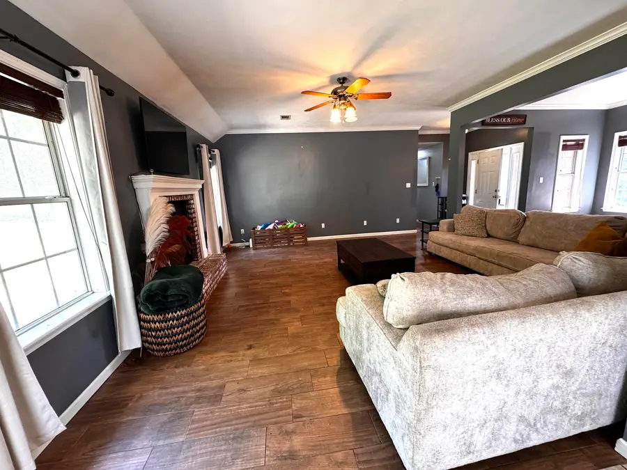 330 Battlefield Dr., Tupelo, MS 38801 - #3