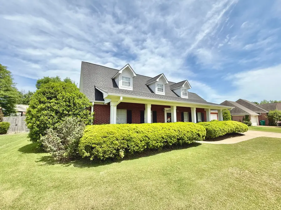 1562 Summerchase Dr., Tupelo, MS 38801 - #3