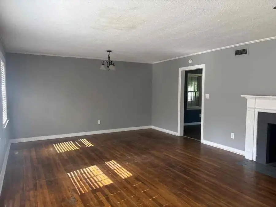 706 Vassar Dr., Tupelo, MS 38801 - #2