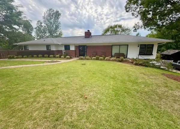 918 Lynn Circle, Tupelo, MS 38804