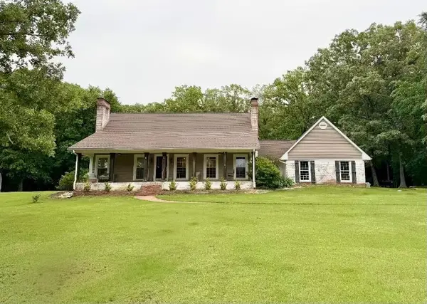 180 Harris Pl., Tupelo, MS 38801