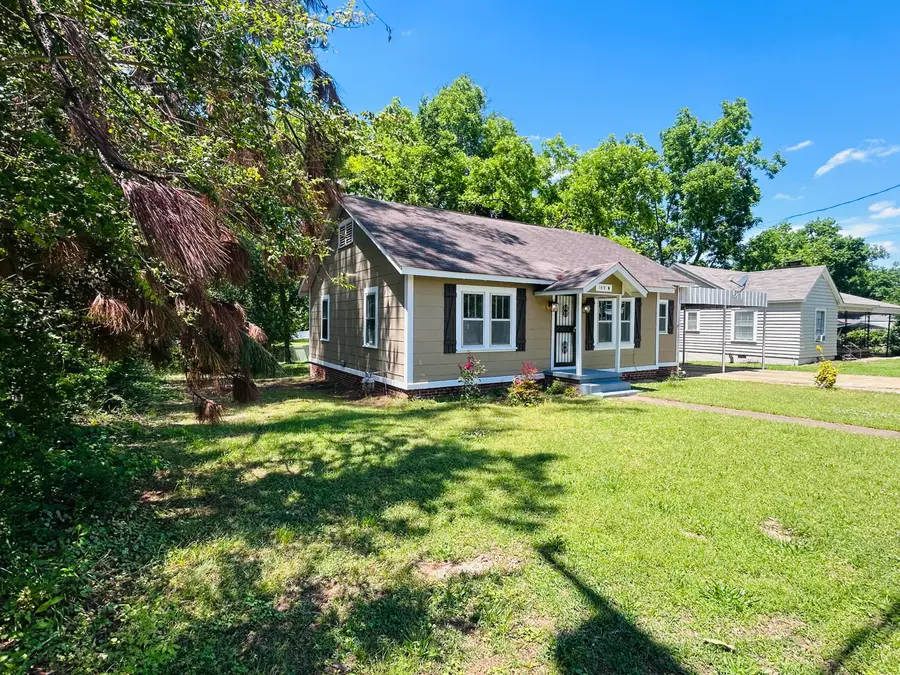 149 N College St., Pontotoc, MS 38863 - #3