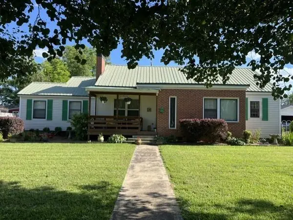 708 7th Ave., Amory, MS 38821