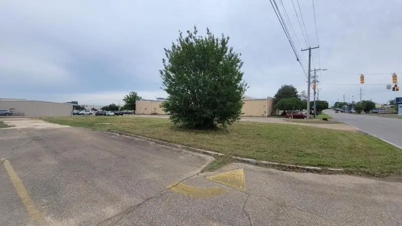 123 S Industrial Rd, Tupelo, MS 38801 - #2