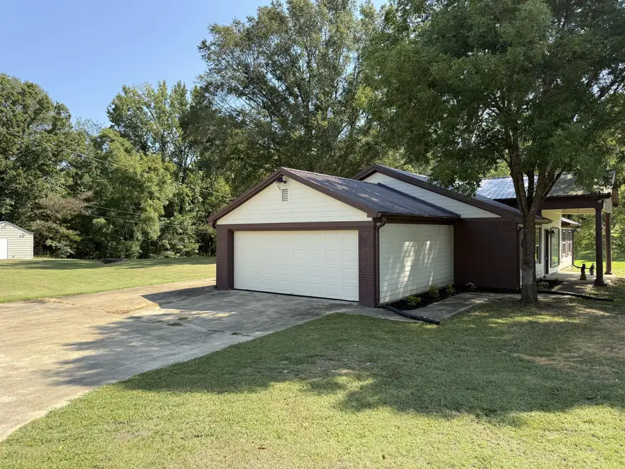 145 Lakeview Drive, Guntown, MS 38849 - Image #3
