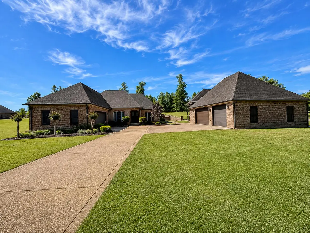 216 Crossridge, Mooreville, MS 38857 - #1