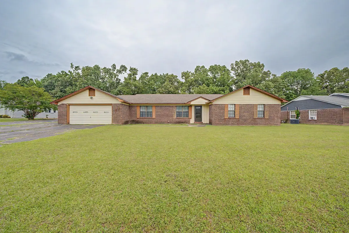2205 Beauregard, Corinth, MS 38834 - #1