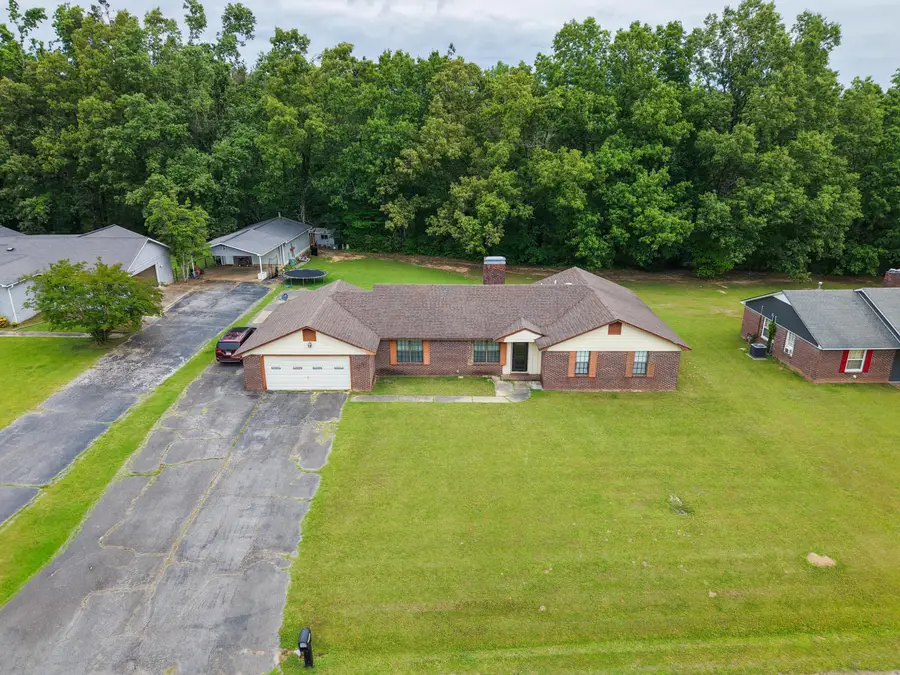 2205 Beauregard, Corinth, MS 38834 - #2