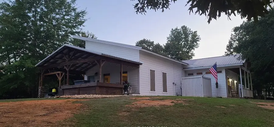 103 Lake Forest Cv., Saltillo, MS 38866 - #2