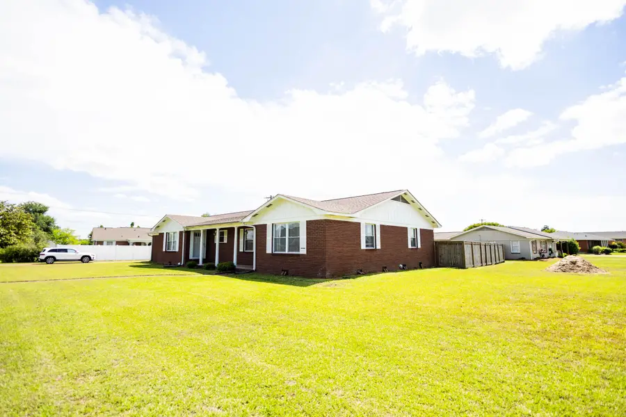 515 Meadowbrook Cr., Amory, MS 38821 - #2