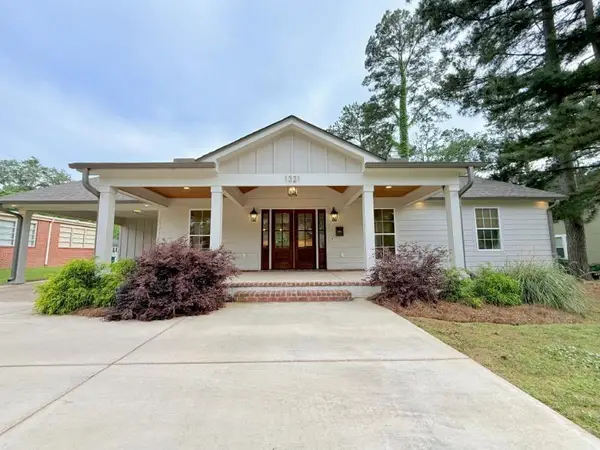1321 Marshall St., Tupelo, MS 38804