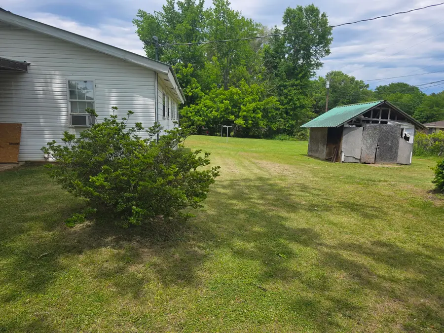 200 N Aberdeen St., Iuka, MS 38852 - #2