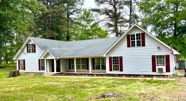 30030 Pickle Dr., Amory, MS 38821