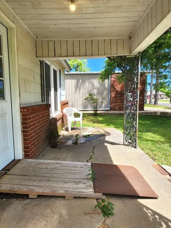 105 S General Collins Dr., Booneville, MS 38829 - #2