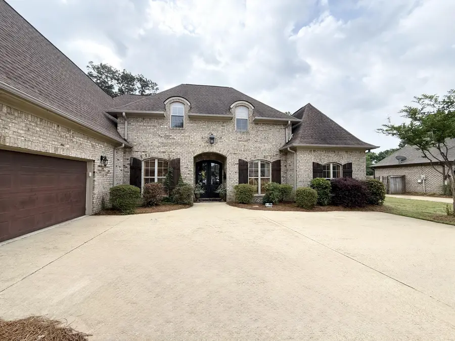 114 Parkside Cv., Saltillo, MS 38866 - #3