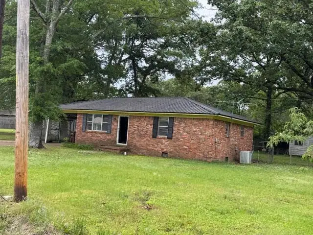 507 Mcwhirter St., Amory, MS 38821 - #3
