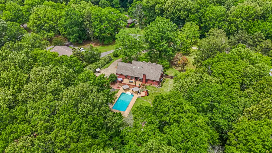 2924 Lakeshire Dr., Tupelo, MS 38804 - #3
