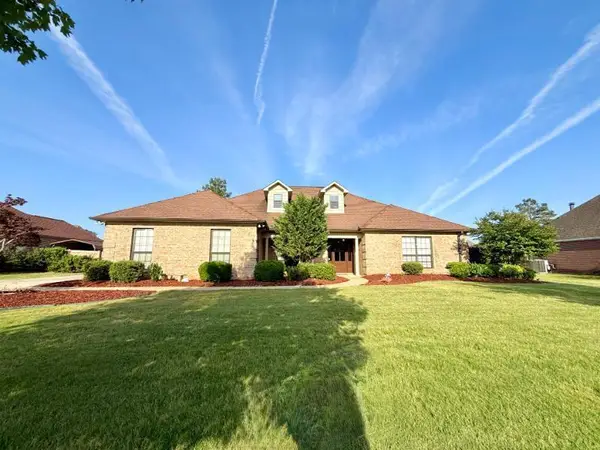 1298 Rowan Oak, Tupelo, MS 38801