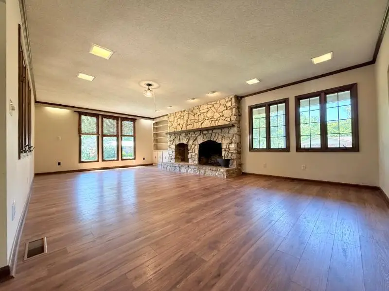 103 Sidney Dr., Fulton, MS 38843 - #3