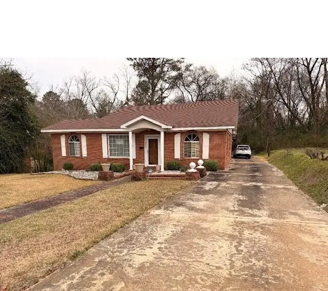 933 W Commerce St., Aberdeen, MS 39730 - #1