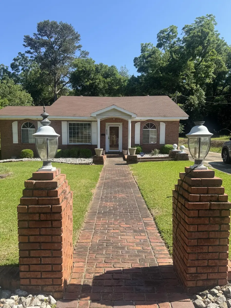 933 W Commerce St., Aberdeen, MS 39730 - #3