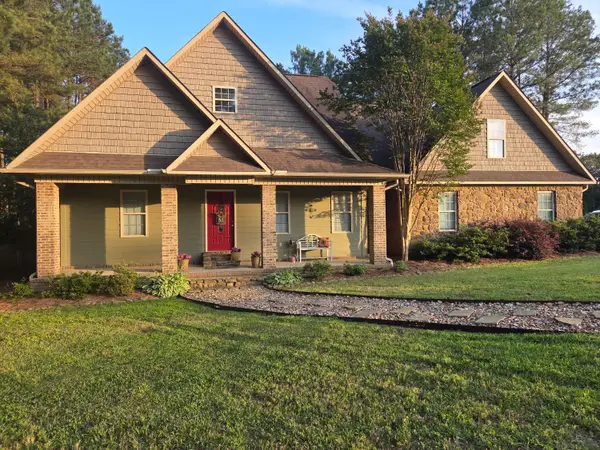 107 Ridgeland Dr., Mooreville, MS 38857