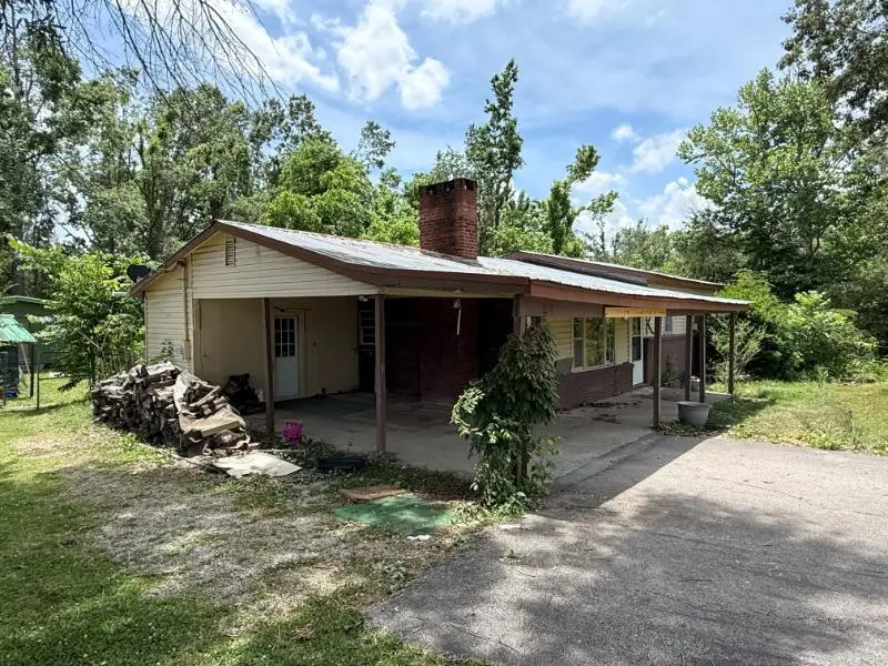 43 School St., Rienzi, MS 38865 - #3
