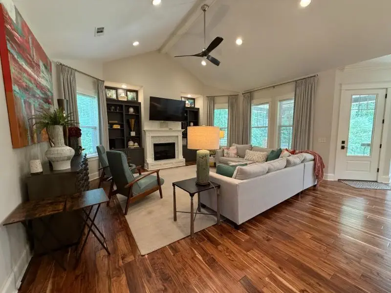 2256 Lake Circle Dr., Tupelo, MS 38801 - #3