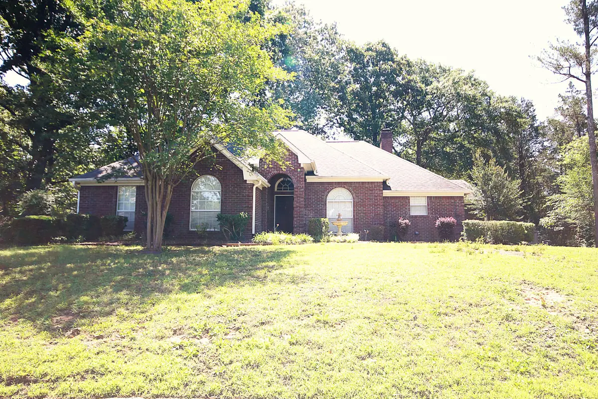 1903 Skylark Cr., Tupelo, MS 38801 - #1
