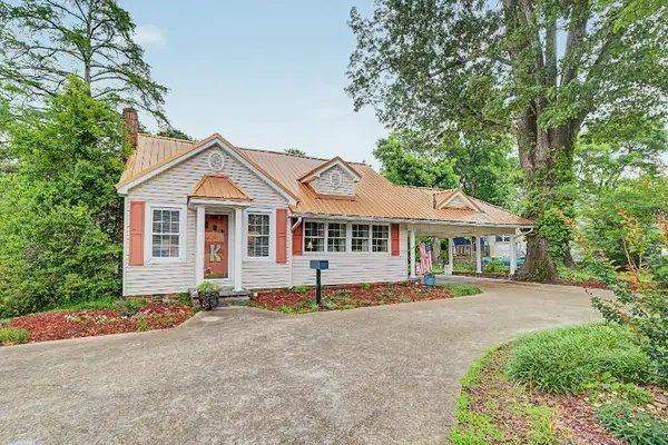 562 N Jackson St., Houston, MS 38851