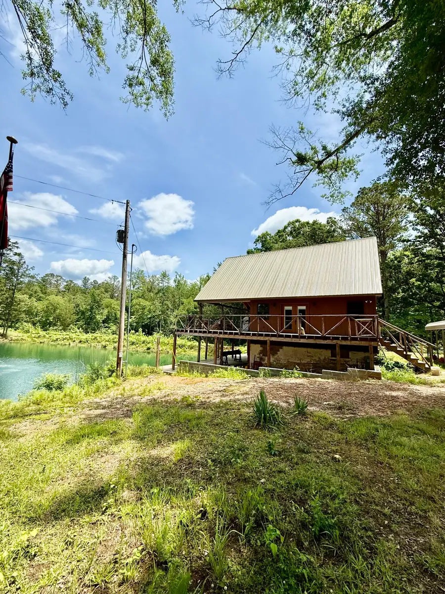30030 Swan Dr., Nettleton, MS 38858 - #2