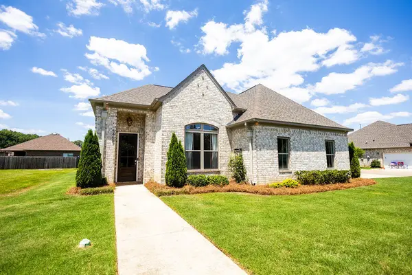 5459 Turning Leaf, Tupelo, MS 38801