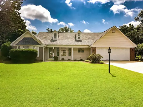 208 Ridgecrest Dr., Booneville, MS 38829